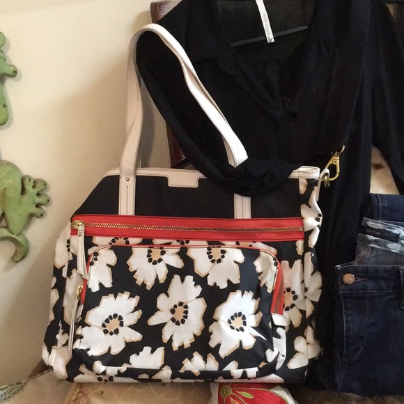 Gorgeous FOSSIL Baby Bag/Tote The Stylish Mom! L - Picture 1 of 8